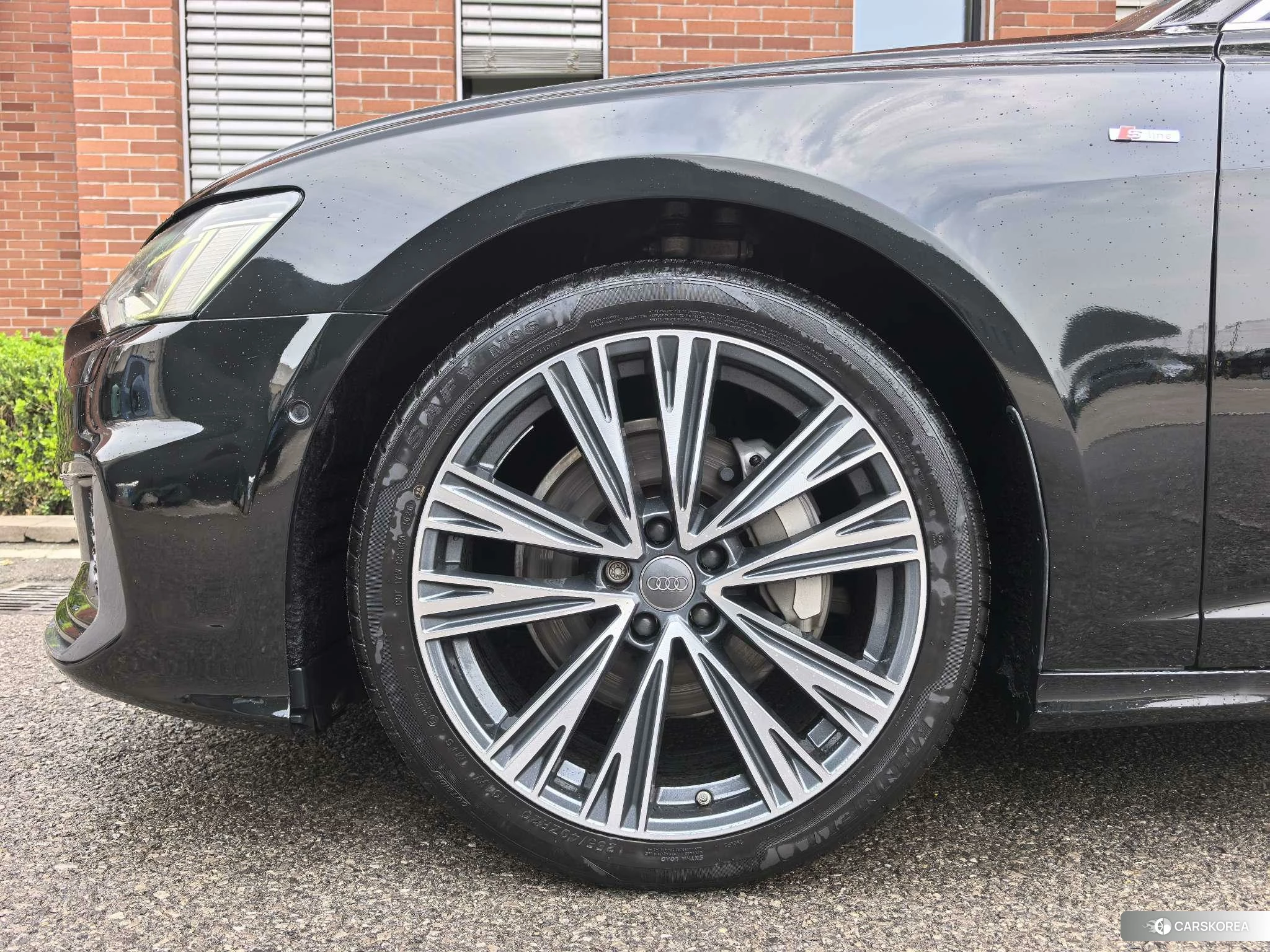 Audi A6L id 4492632 из Китая 8