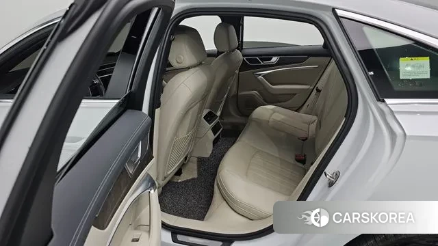 Audi A6 (C8) id 2981048 из Кореи 8