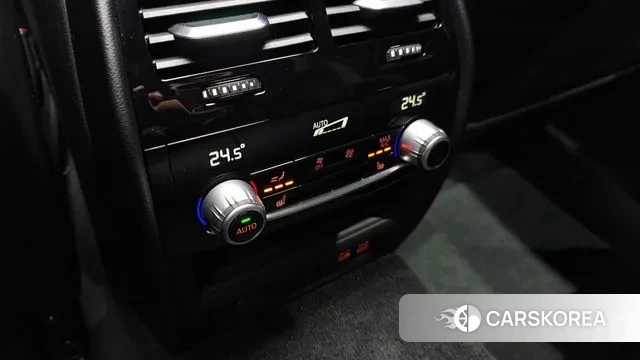 BMW 5 Series (G30) id 3444025 из Кореи 8