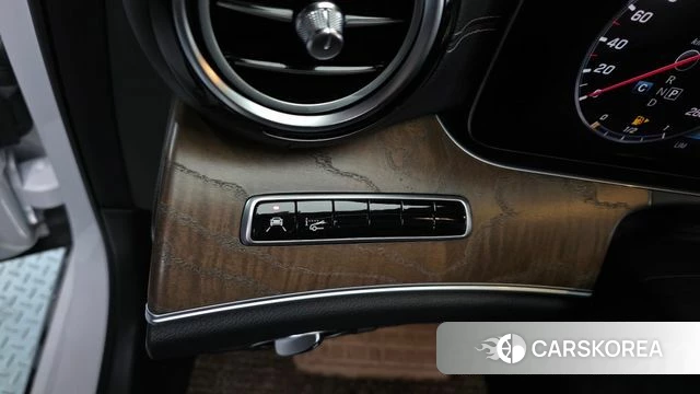 Mercedes-Benz E-Class W213 id 3966403 из Кореи 8