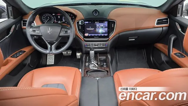 Maserati Ghibli id 2528626 из Кореи 8