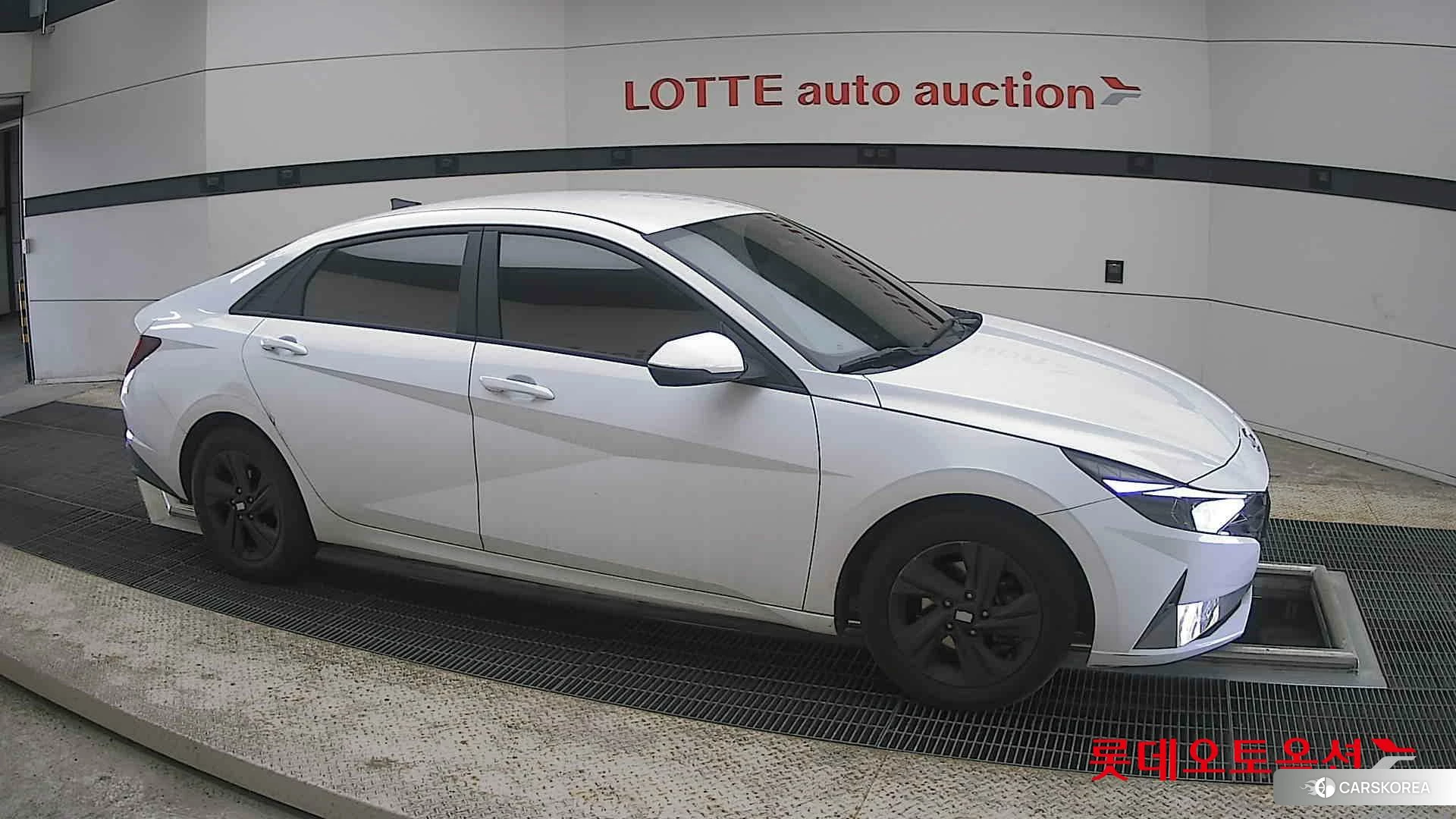 Hyundai Avante id 4289348 из Кореи 8