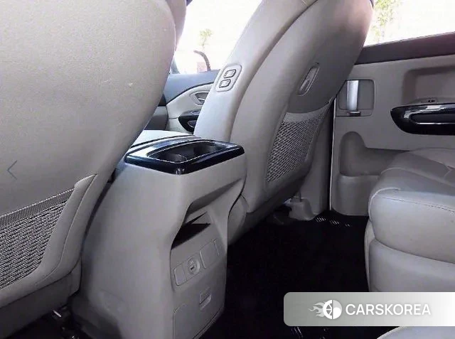 Kia The New Carnival id 3403134 из Кореи 8