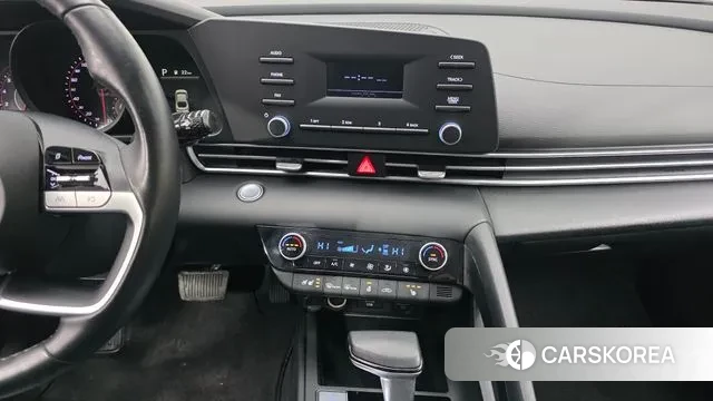 Hyundai Avante (CN7) id 3581989 из Кореи 8