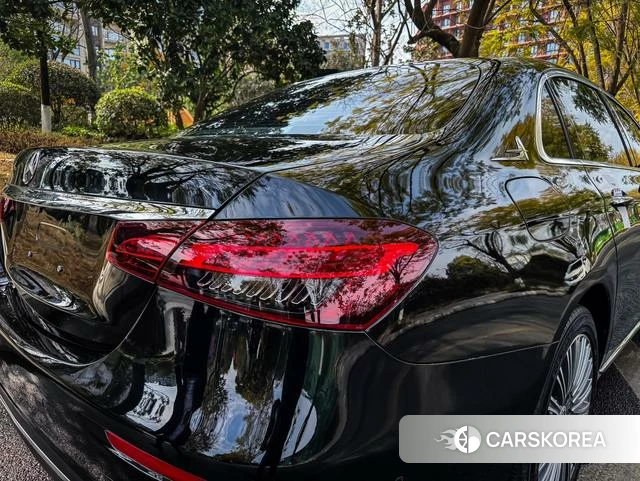 Mercedes-Benz E-class id 4265344 из Китая 8