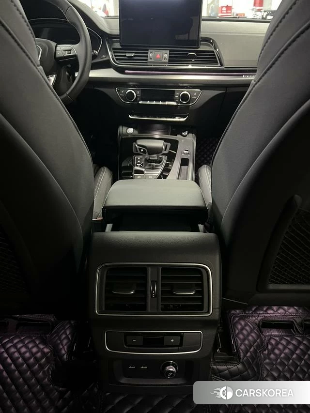Audi Q5L id 4314637 из Китая 8