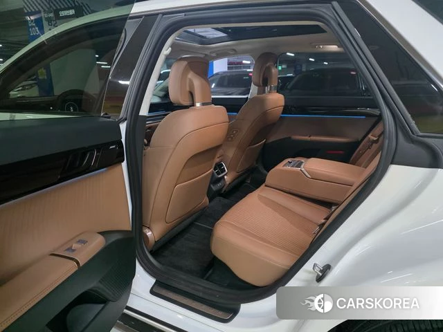 Hyundai Grandeur Hybrid (GN7) id 4475241 из Кореи 8