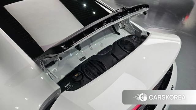 Porsche 911(992) id 4229770 из Кореи 8