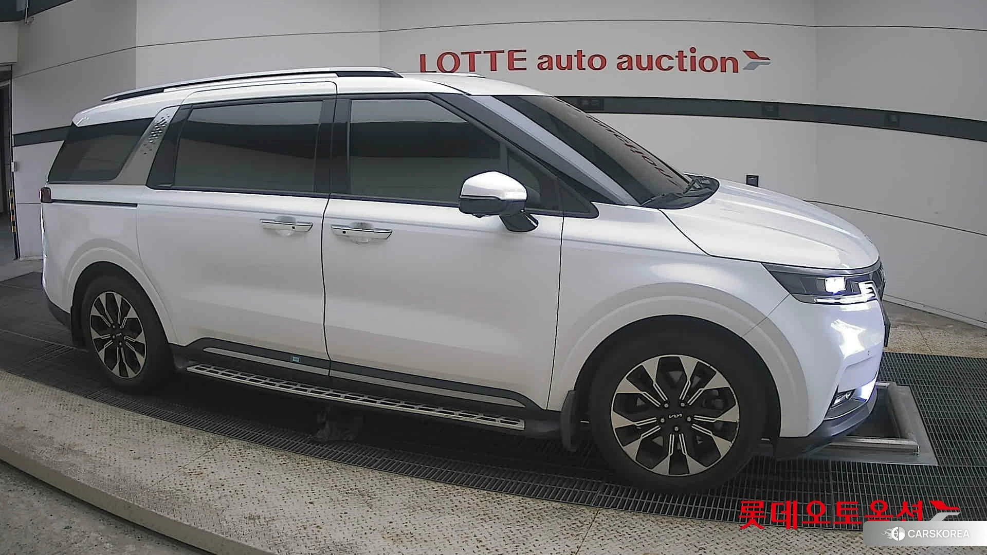 Kia Carnival id 4498448 из Кореи 8
