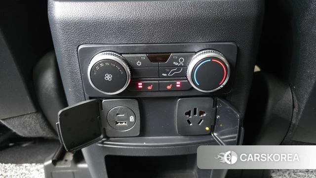 Ford Explorer 6th Generation id 3904886 из Кореи 8