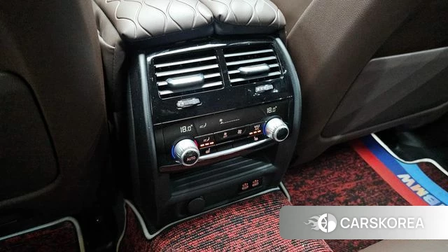 BMW 5 Series (G30) id 3800173 из Кореи 8