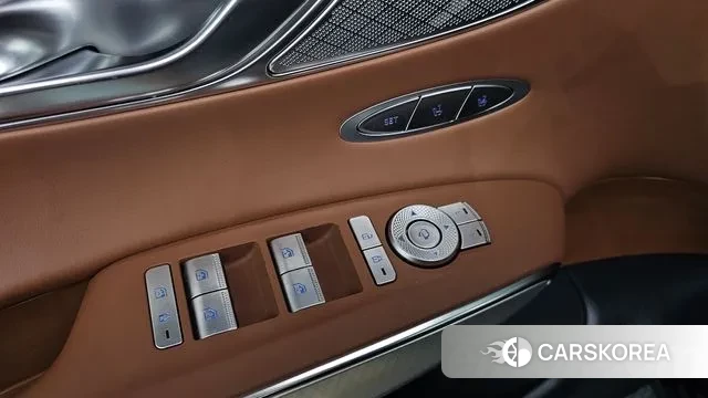 Genesis GV70 id 2994276 из Кореи 8