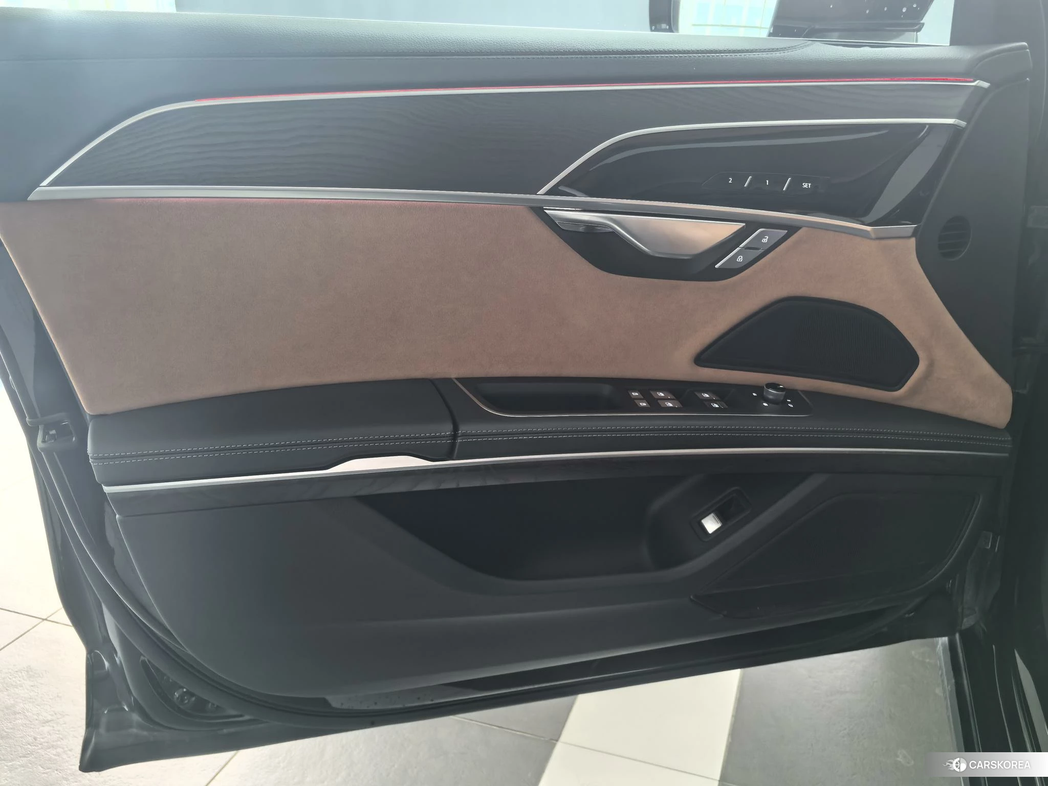 Audi A8 id 4454085 из Китая 8