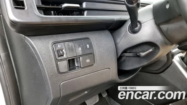 Hyundai Staria id 2943962 из Кореи 8