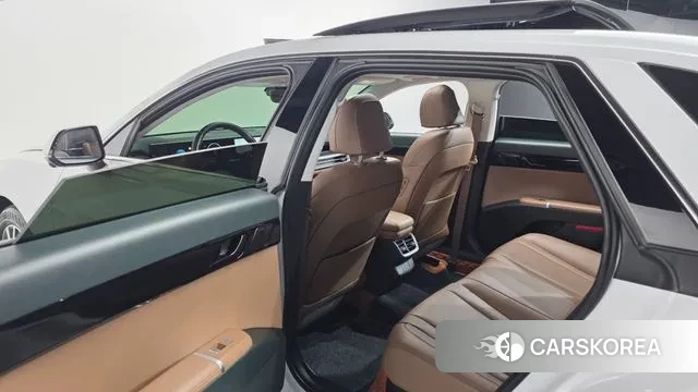 Hyundai Grandeur (GN7) id 3654133 из Кореи 8