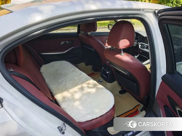 BMW 3 series id 4253921 из Китая 8
