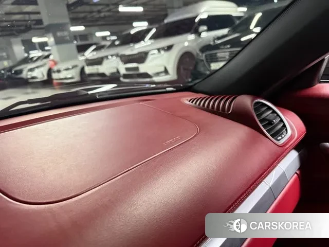 Porsche 718 Boxster id 3728608 из Кореи 8