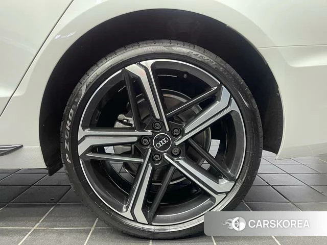 Audi A4L id 4335117 из Китая 8