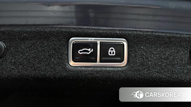 Hyundai Grandeur (GN7) id 4322111 из Кореи 8