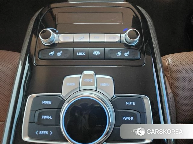 Genesis G90 id 4310223 из Кореи 8