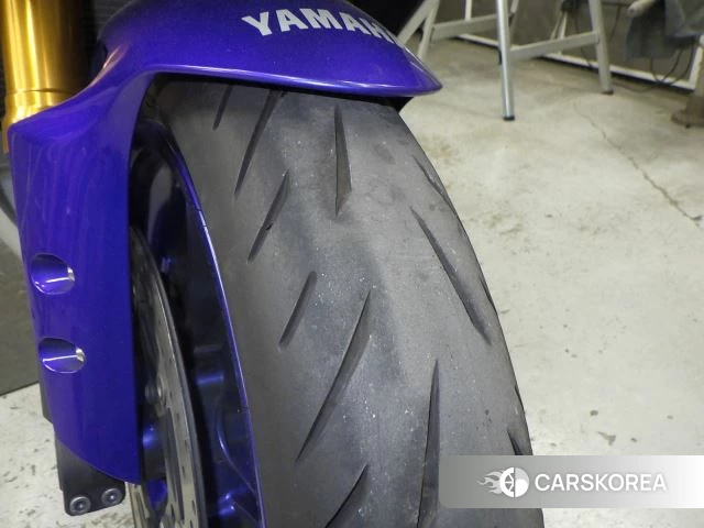 Yamaha YZF-R1 id 3945335 из Японии 8