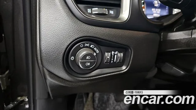 Jeep Renegade id 2491882 из Кореи 8