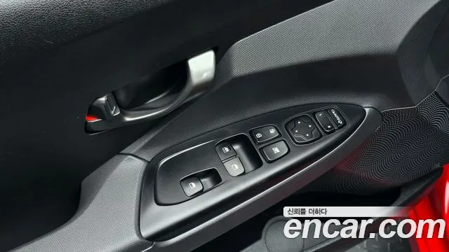 Hyundai Veloster (JS) id 2622460 из Кореи 8