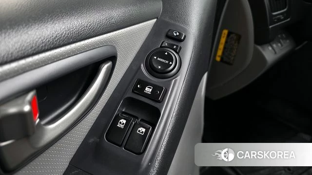 Hyundai The New Grand Starex id 4245891 из Кореи 8