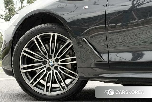 BMW 5 series id 4240746 из Китая 8