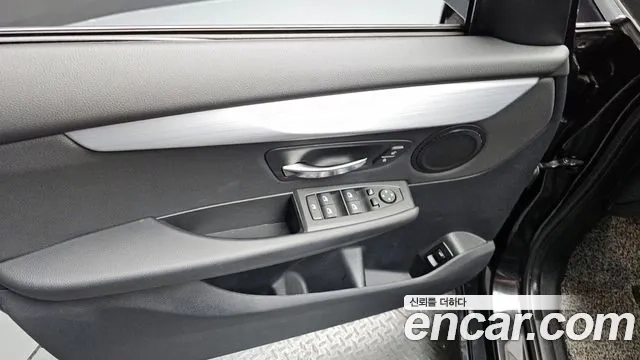 BMW 2 Series Active Tourer (F45) id 2907180 из Кореи 8