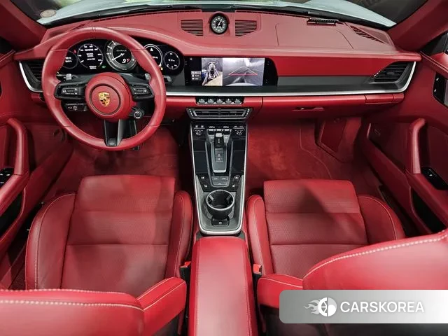 Porsche 911(992) id 3607396 из Кореи 8