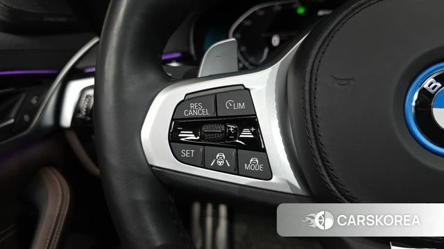 BMW 5 Series (G30) id 3965065 из Кореи 8