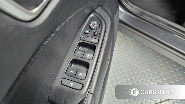 Hyundai Venue id 4632686 из Кореи 8
