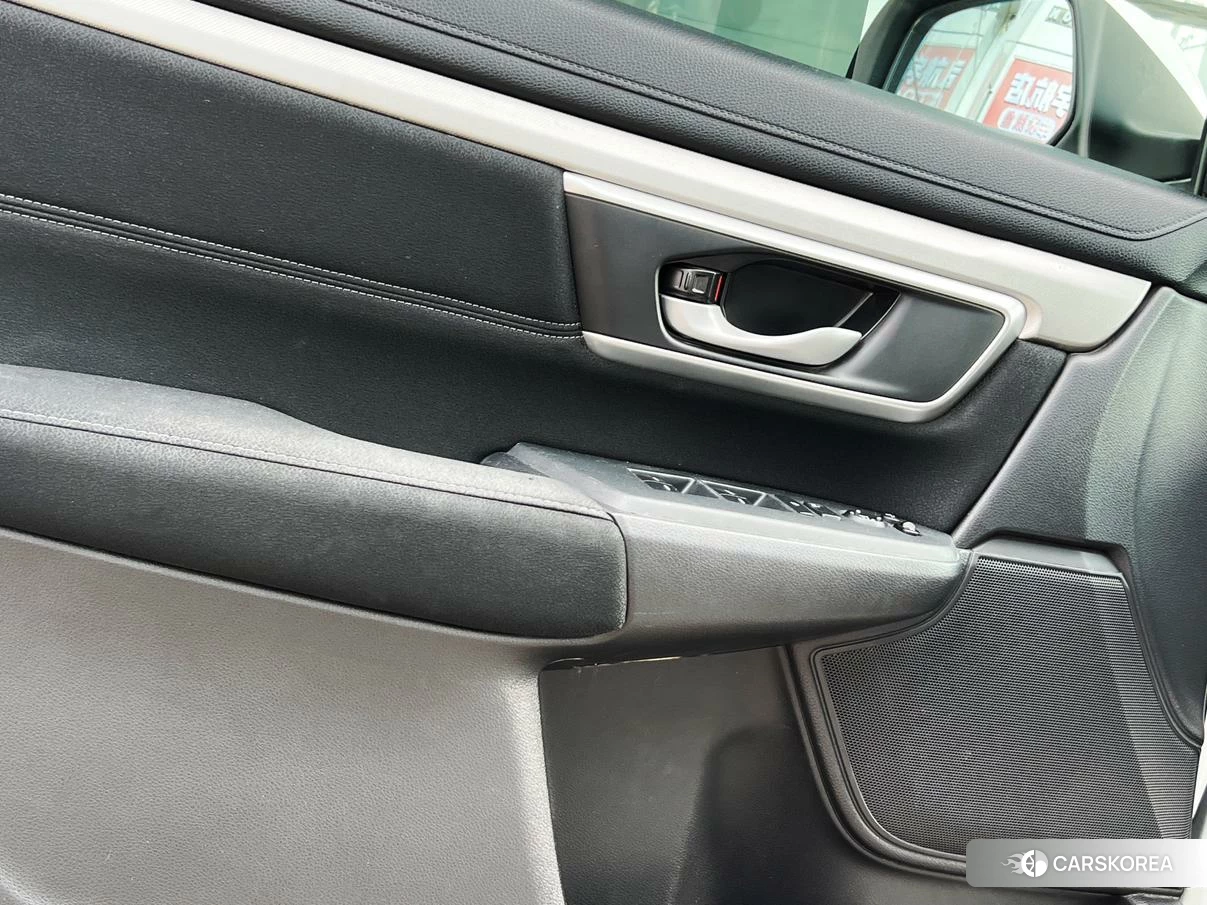 Honda CR-V id 4453801 из Китая 8