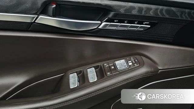 Genesis G90 id 4661997 из Кореи 8