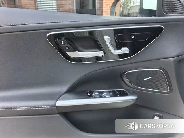Mercedes-Benz Class C id 4307307 из Китая 8