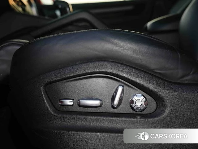 Porsche Cayenne Coupé id 4213175 из Китая 8