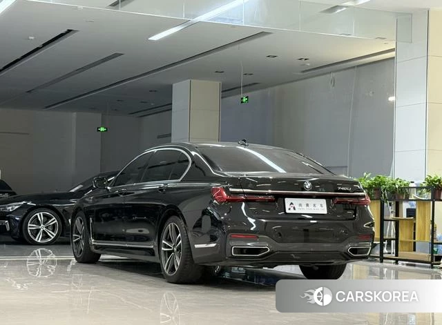BMW 7 series id 4240801 из Китая 8