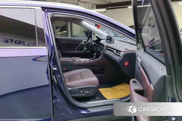 Lexus RX id 3781355 из Китая 8