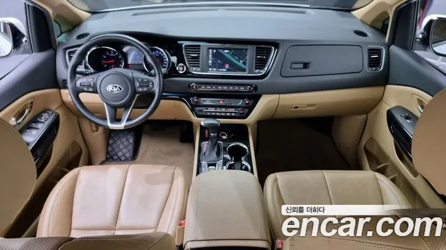 Kia The New Carnival id 2558825 из Кореи 8