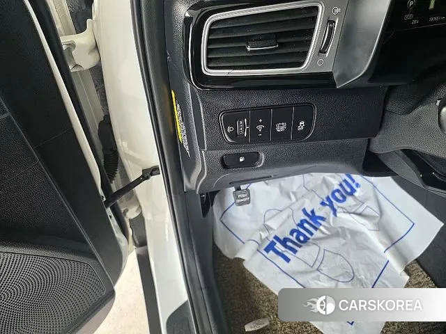 Kia Niro id 3220858 из Кореи 8