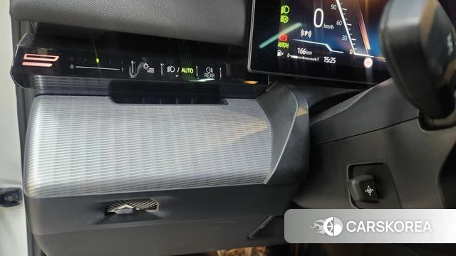 BMW 5 Series (G60) id 3786751 из Кореи 8