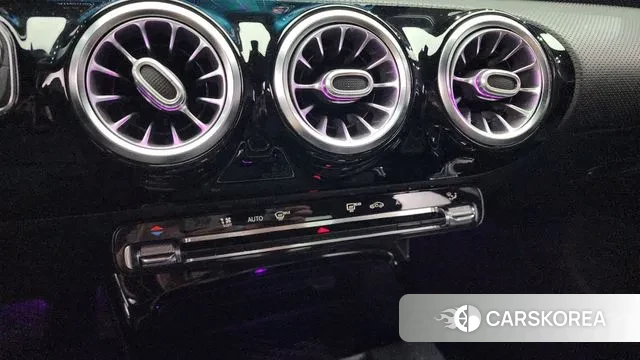 Mercedes-Benz A-Class W177 id 3023388 из Кореи 8