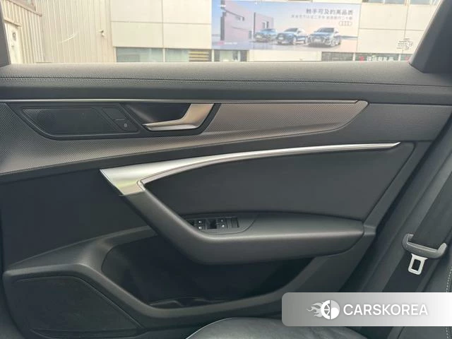 Audi A6L id 4300419 из Китая 8