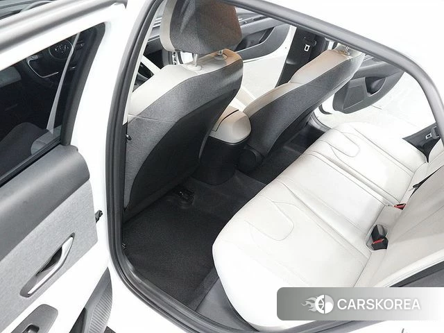 Hyundai Avante (CN7) id 4524078 из Кореи 8