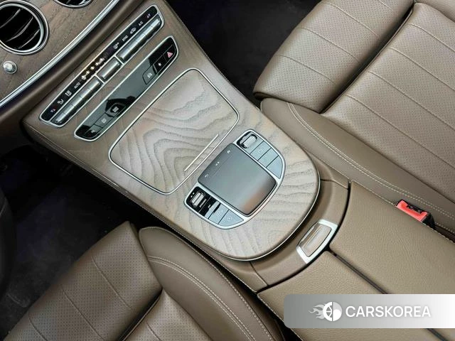 Mercedes-Benz E-class id 4300108 из Китая 8