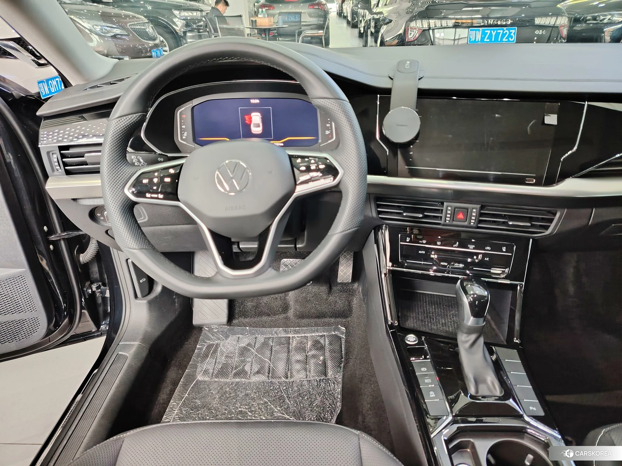Volkswagen Passat id 4510570 из Китая 8