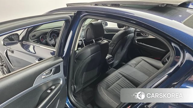 Genesis G70 id 3796078 из Кореи 8