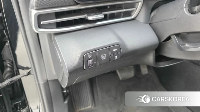 Hyundai Avante Hybrid (CN7) id 4562345 из Кореи 8