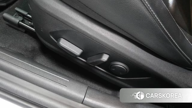 Hyundai Avante (CN7) id 3936082 из Кореи 8